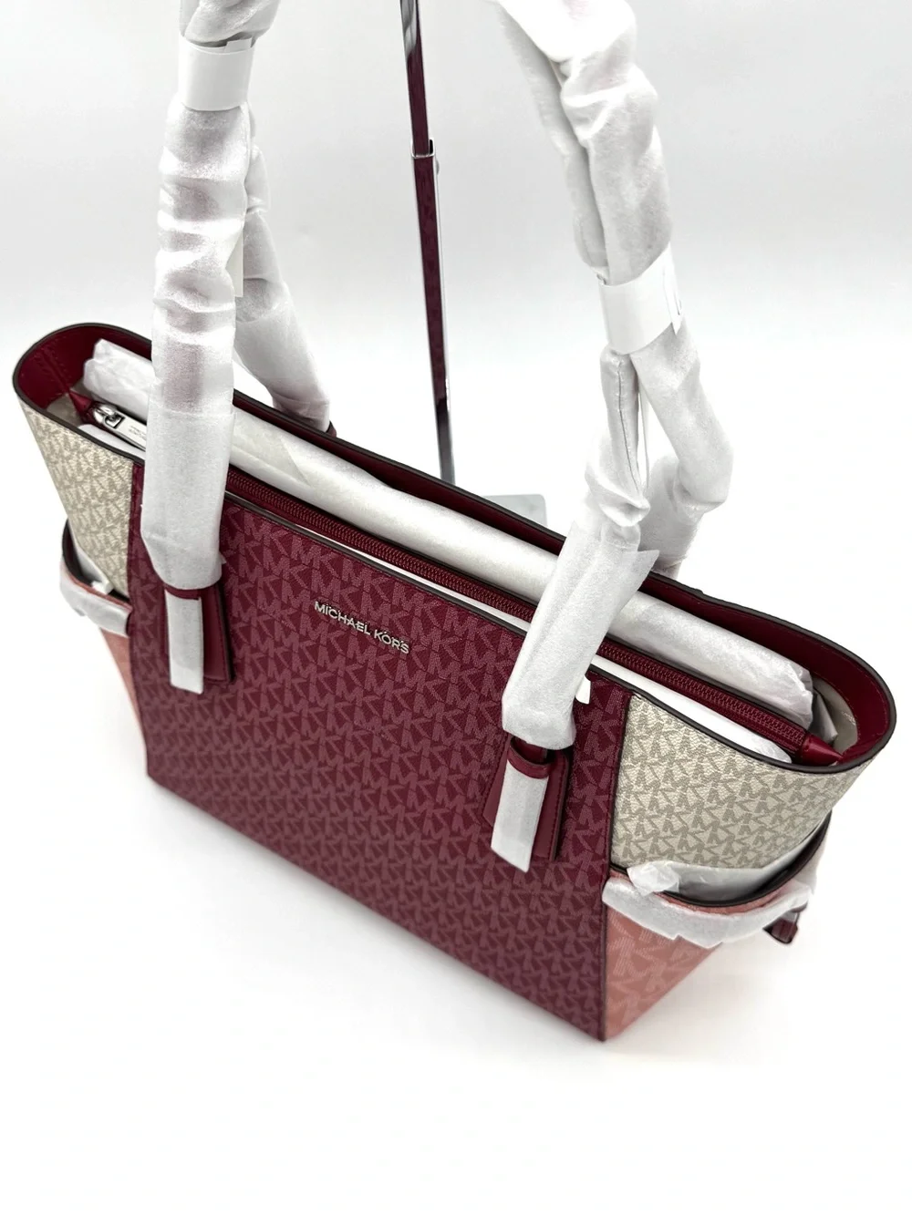 Michael Kors Voyager Large Color-Block Signature Logo Tote Bag - Maroon